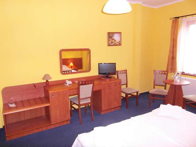 Отель Hotel-Restauracja Spichlerz Старгард-30